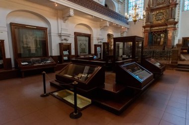 Josefov ilçesi Prag 'ın en küçük kadastro alanıdır ve Eski Şehir' i kapsar. 1850 yılına kadar Josefov 'a Yahudi Kasabası denirdi, hatta daha önce bu bölgeye Yahudi Mahallesi denirdi. Bugün önemli bir Yahudi 'nin iyi korunmuş bir kompleksi.