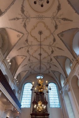 Josefov ilçesi Prag 'ın en küçük kadastro alanıdır ve Eski Şehir' i kapsar. 1850 yılına kadar Josefov 'a Yahudi Kasabası denirdi, hatta daha önce bu bölgeye Yahudi Mahallesi denirdi. Bugün önemli bir Yahudi 'nin iyi korunmuş bir kompleksi.