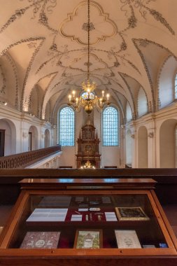 Josefov ilçesi Prag 'ın en küçük kadastro alanıdır ve Eski Şehir' i kapsar. 1850 yılına kadar Josefov 'a Yahudi Kasabası denirdi, hatta daha önce bu bölgeye Yahudi Mahallesi denirdi. Bugün önemli bir Yahudi 'nin iyi korunmuş bir kompleksi.