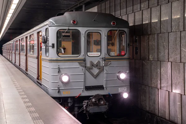 Prague Metro Tjeckien Tunnelbana — Stockfoto