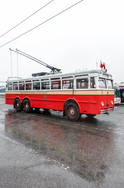 Praga Tot Type Czechoslovak Trolleybus Together Koda 1Tr Tatra Started — Stock Photo, Image