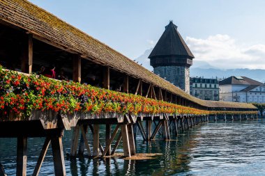 İsviçre 'nin mimarisi, doğası ve manzarası