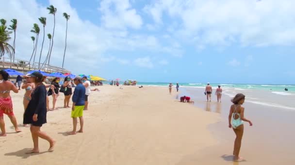 Ipojuca Brazil Жовтня 2021 Люди Пляжі Понтал Купе Сонячний День — стокове відео