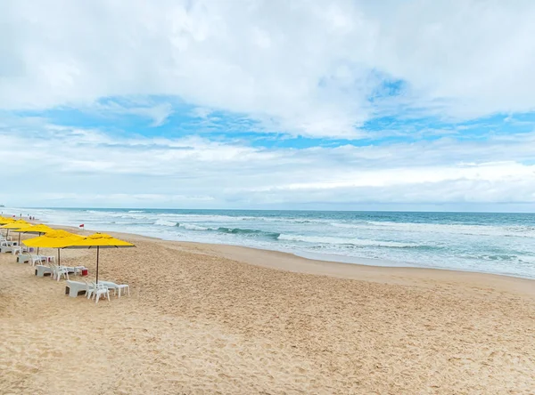 Strand Porto Galinhas Parasols Het Zand Overdag Een Prachtig Uitzicht — Stockfoto