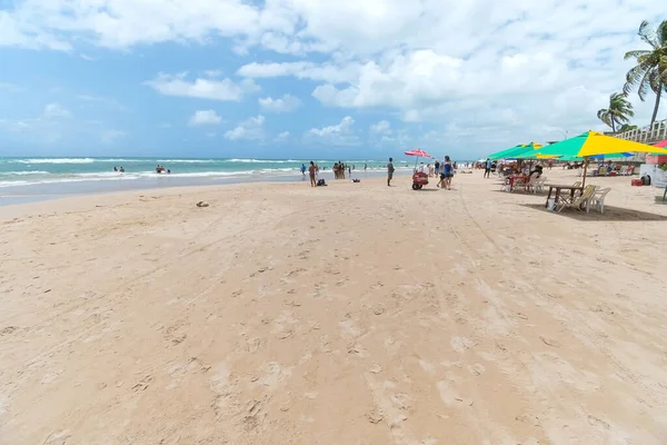 Ipojuca Brasil Octubre 2021 Personas Disfrutando Del Día Soleado Playa —  Fotos de Stock