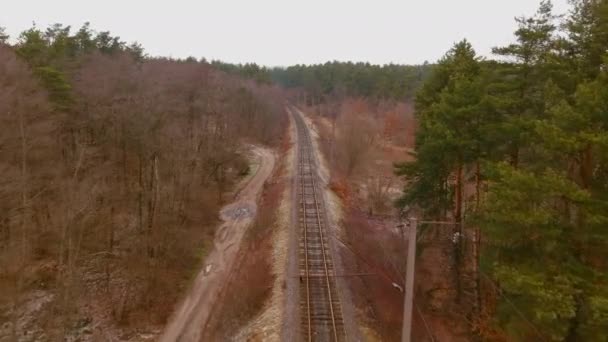 Carretera ferroviaria fotografía aérea. Ferrocarril vías línea ferrocarril tren — Vídeos de Stock