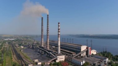 Gaz türbini doğal gazı, diğer sıvı yakıtlar mekanik enerjiyi dönüştürür. Havadan