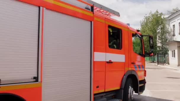 Servizi Emergenza Camion Dei Pompieri Autopompa Squadra Salvataggio Dei Vigili — Video Stock