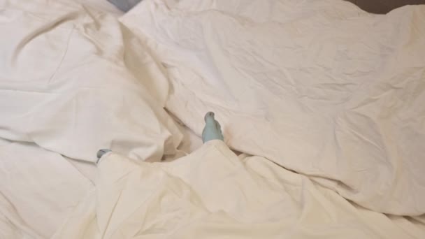 Human Corpse Covered Sheet Morgue Homo Dead Comprise Sheet Human — Stok Video