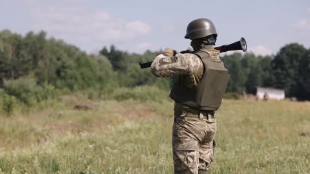 Precision Shoulder Fired Rocket Launcher Psrl Prepared Firing Ukrainian Army — Video Stock