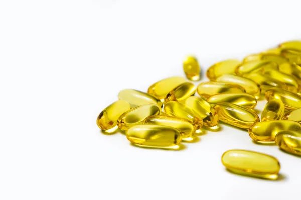 Vitamine Kapseln Fischöl Omega Und Vitamin Auf Weißem Hintergrund — Stockfoto