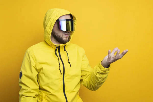 Young Man Cyberpunk Glasses Clicking Invisible Screen Yellow Background — Stock Photo, Image