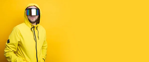 Young Man Cyberpunk Glasses Yellow Jacket Yellow Background Banner — Foto de Stock