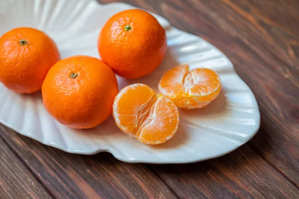 Juicy Tangerine Fruits Plate — Stockfoto