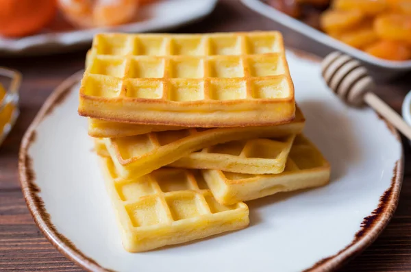 Belgian Waffles Breakfast Honey — стоковое фото