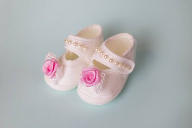 Bebek ayakkabıları, kızlar için dantelli ayakkabılar.