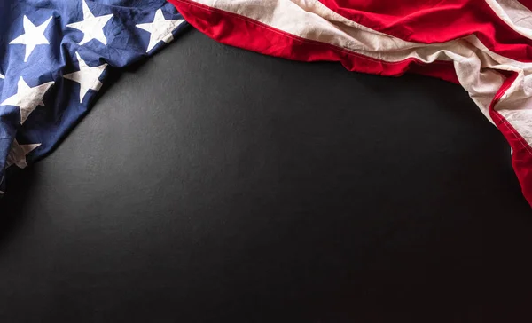 Happy Independence Day Koncept Gjord Amerikansk Flagga Mörk Trä Bakgrund — Stockfoto