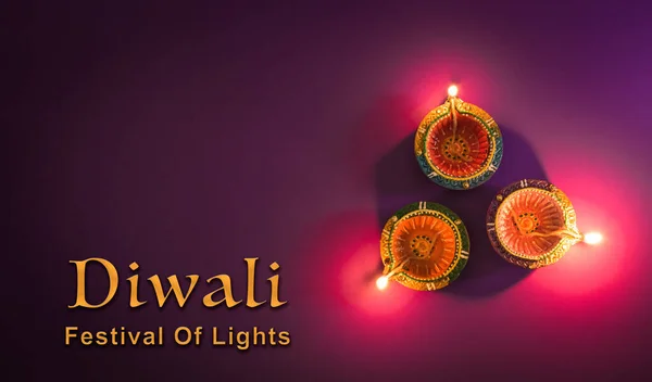Happy Diwali Clay Diya Λαμπτήρες Άναψε Κατά Διάρκεια Dipavali Ινδουιστικό — Φωτογραφία Αρχείου