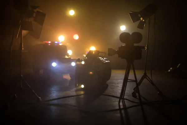 Actiefilm Concept Politieauto Miniatuurfilm Donkere Achtergrond Met Mist Politieauto Die — Stockfoto