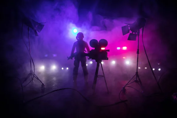 Actiefilm Concept Politieauto Miniatuurfilm Donkere Achtergrond Met Mist Politieauto Die — Stockfoto