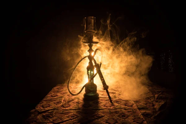 Conceito Shisha Carvão Quente Hookah Tigela Shisha Com Fundo Preto — Fotografia de Stock