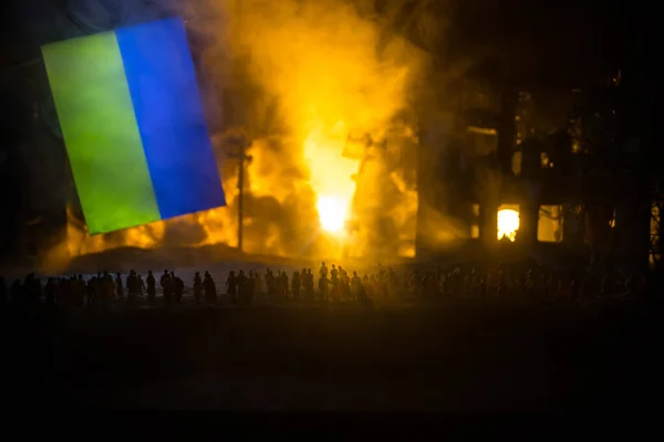 Decoración Artística Creativa Concepto Guerra Rusa Ucrania Multitud Mirando Explosión — Foto de Stock