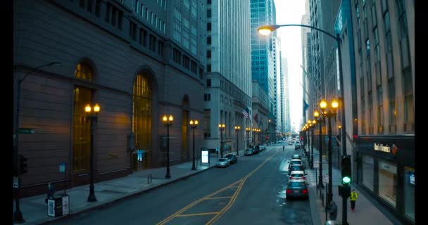 Aerial View Deserted Streets Loop Downtown Chicago Stay Home Order — Stock Video