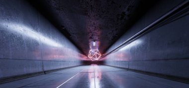 Açık çizgili ve Yansımalı Boş Yüksek Detaylı Beton Grunge Odası.