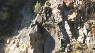 Kaya tırmanışı duvarı, yüksek dağ