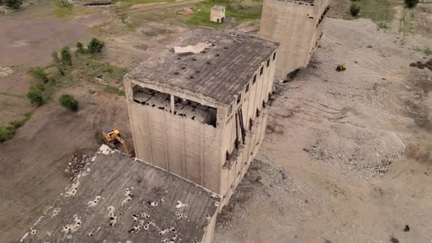 Demolición Edificios Industriales Antiguos — Vídeo de stock