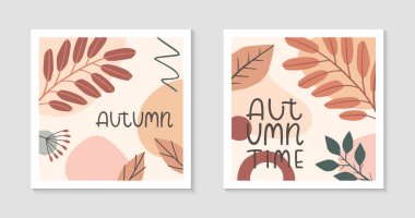 Sonbahar, çeşitli organik şekillere, yeşilliklere ve harflere sahip soyut dekoratif baskılar seti - sonbahar zamanı. Orta dereceli sezonluk tasarım. Evrensel sanatsal afişler. Moda sonbahar vektör çizimleri.