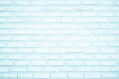 Soluk mavi boyalı tuğla duvar. Pastel, sakin, ton, arka plan. Tuğla ve taş işçiliği döşeme döşeme eski kaya deseni temiz beton ızgara düz olmayan tuğla dizayn arkaplan.