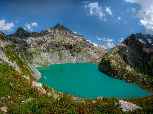 Abhazya Sınırındaki Teberda Doğa Rezervi Nde Klukhor Gölü — Stok fotoğraf