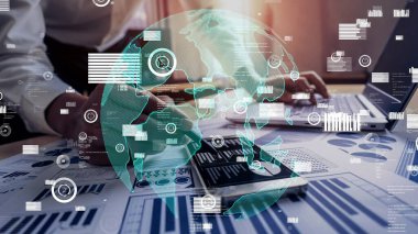 İşadamı, borsa araştırmalarının kavramsal verilerini analiz ediyor.