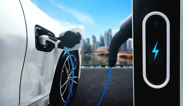 EV laadstation voor elektrische auto in concept van groene energie en eco-energie — Stockfoto