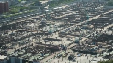 Metropolis 'te inşaat makineleri ile inşaat alanının zaman aşımı