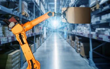 Yenilikçi depo ve fabrika dijital teknolojisi için akıllı robot kol sistemi