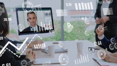 Şirket personeli toplantısındaki iş adamlarının yaratıcı görüntüsü