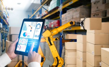 Yenilikçi depo ve fabrika dijital teknolojisi için akıllı robot kol sistemleri