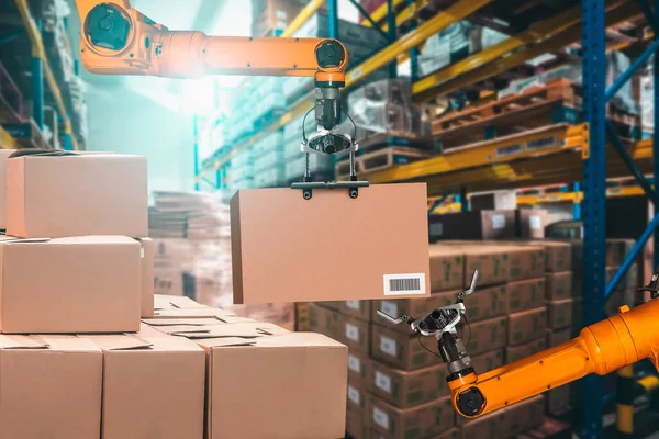 Smart robot arm system for innovative warehouse and factory digital technology — Stock Photo, Image