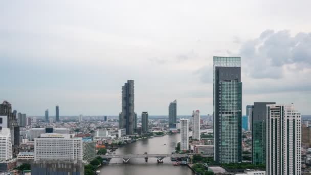 Время истекло городской пейзаж и высотные здания в центре мегаполиса — стоковое видео
