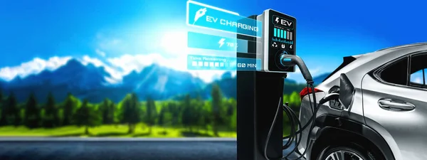 EV estación de carga para coche eléctrico en concepto de energía verde alternativa — Foto de Stock