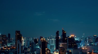 Metropolis 'teki şehir ve binaların gündüz ve gece geçiş süreleri