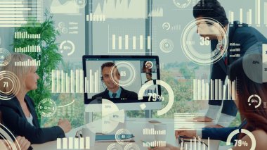 Şirket personeli toplantısındaki iş adamlarının yaratıcı görüntüsü