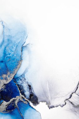 Kağıt üzerinde mermer sıvı mürekkep resminin mavi gümüş soyut arkaplanı .