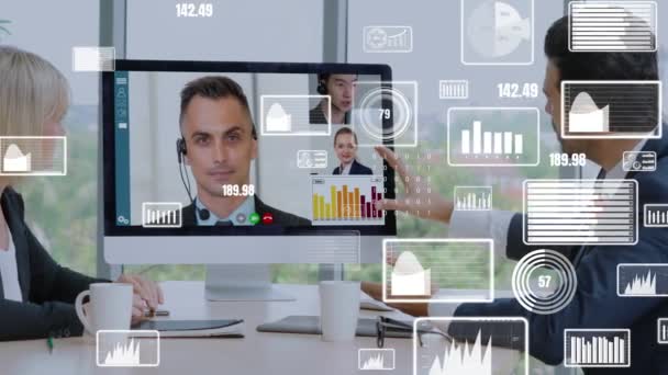 Kreative Visualisierung von Geschäftsleuten in einer Mitarbeiterversammlung per Videoanruf — Stockvideo