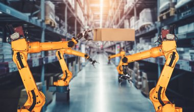 Yenilikçi depo ve fabrika dijital teknolojisi için akıllı robot kol sistemi