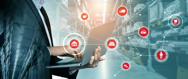 Smart warehouse management system with innovative internet of things technology — Stock Photo, Image