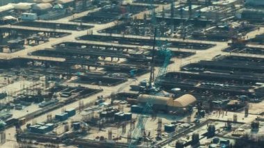 Metropolis 'te inşaat makineleri ile inşaat alanının zaman aşımı