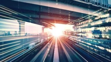 Program kodlama kavramında yolda dijital veri akışının döngüsel videosu